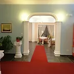 Viktoria 3*