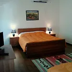 Viktoria Hotel 3*