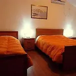 Viktoria 3*