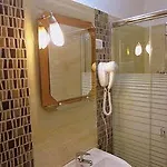 Viktoria 3*