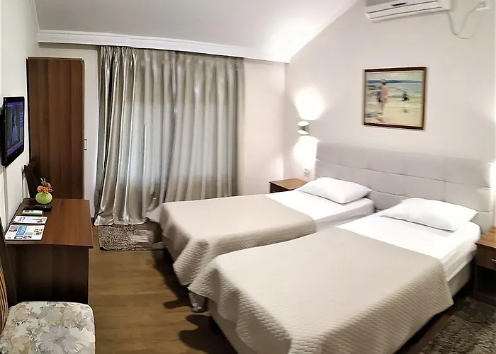 Hotel Viktoria Mjull-Bathore