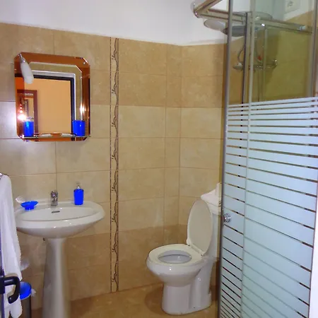Viktoria Tirana Tirana