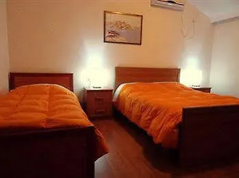 Viktoria Tirana 3*
