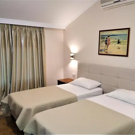 Hotel Viktoria Tirana